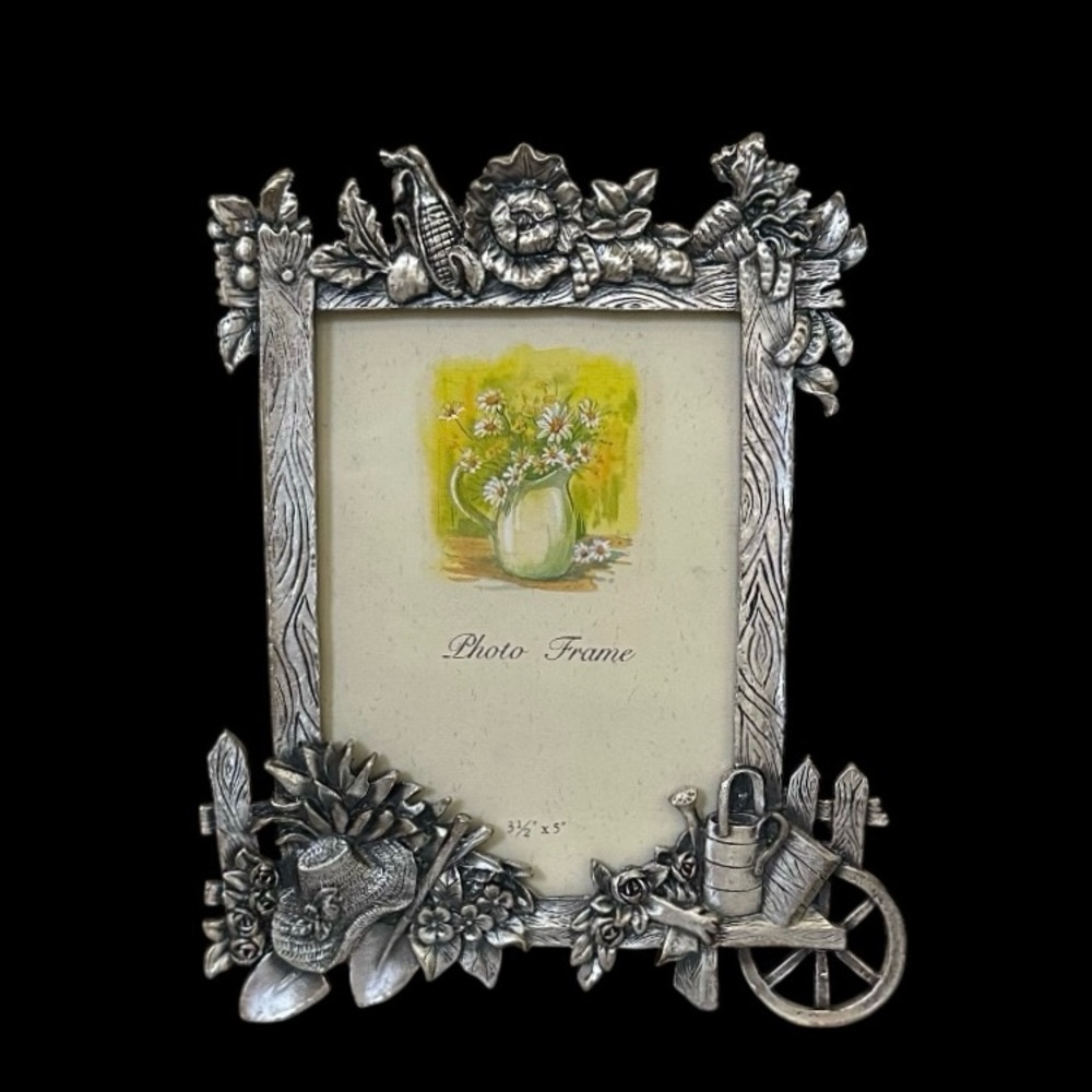 Sixtrees Pewter Floral Garden Picture Frame